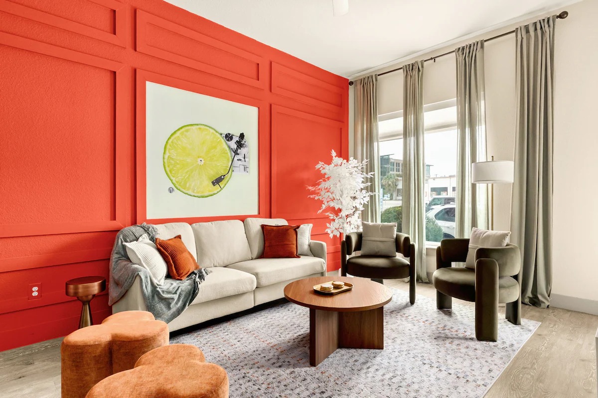 DJ Limon interior photograph 5