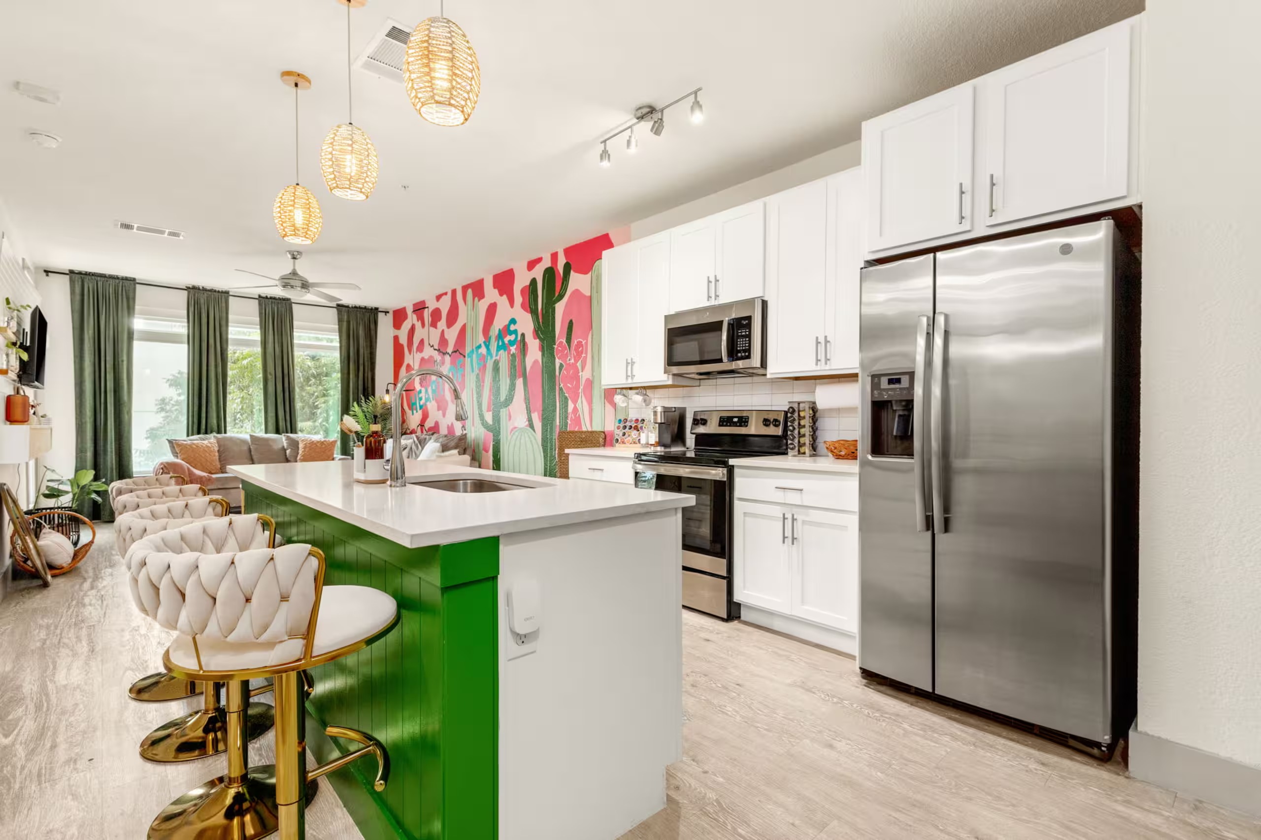 Nomada Rosa — furnished residence in San Antonio, Texas